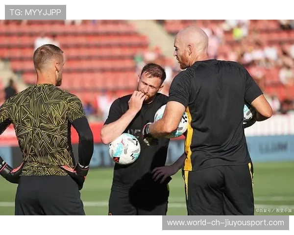 德甲关键比赛中门将扑救数据抢眼成为焦点，西甲门将扑救成功率